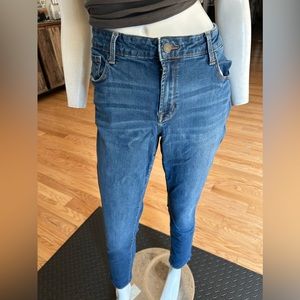 Old navy rock star jeans, great condition